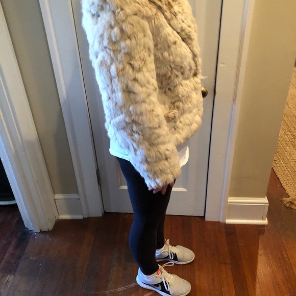 Vintage Fur Coat - Picture 6 of 6